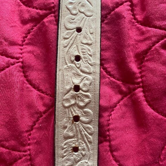 Y2K - GUESS WHITE LEATHER BELT WITH PINK RHINESTONES - Picture 2 of 4